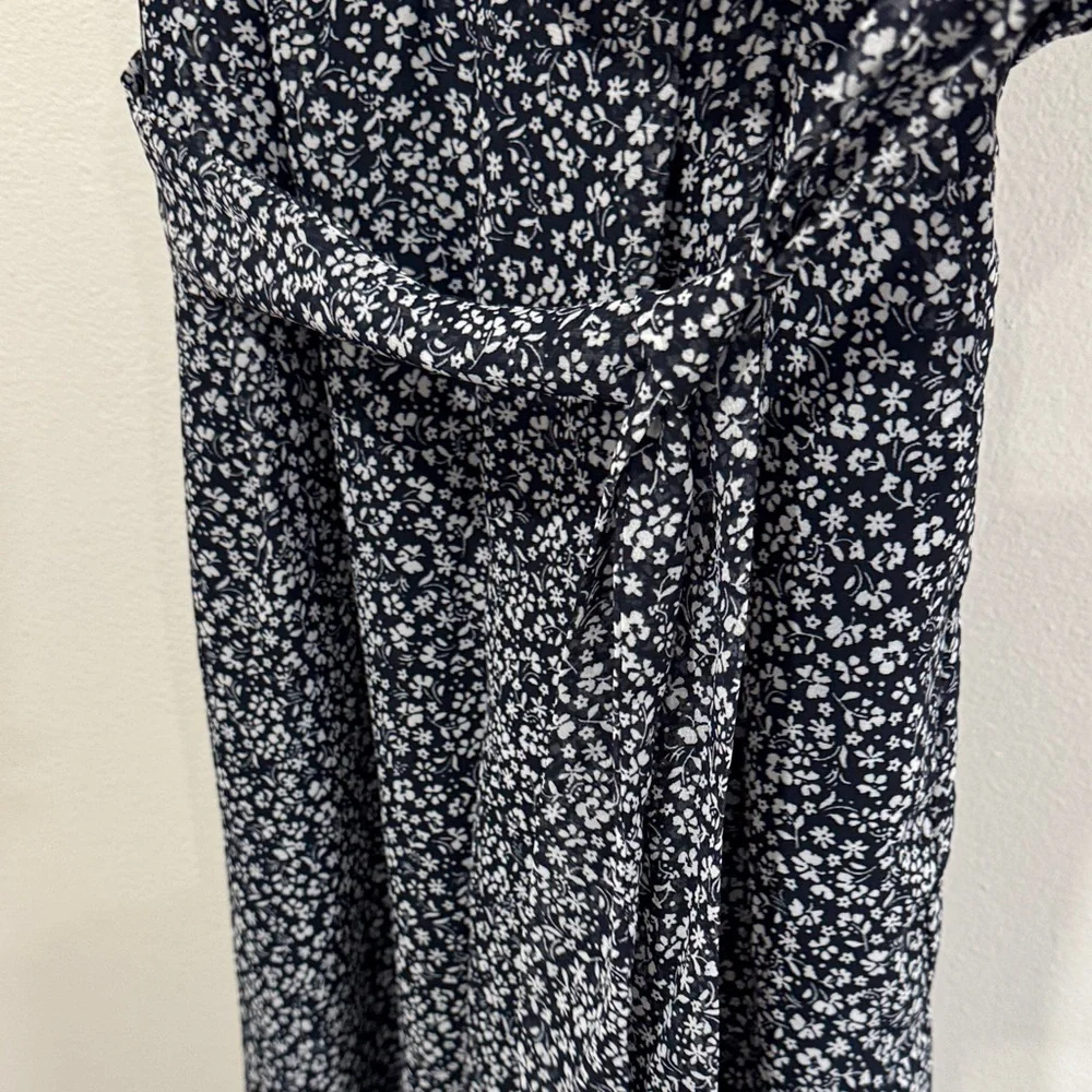 LOFT Navy Floral Jumpsuit - Picture 5 of 6